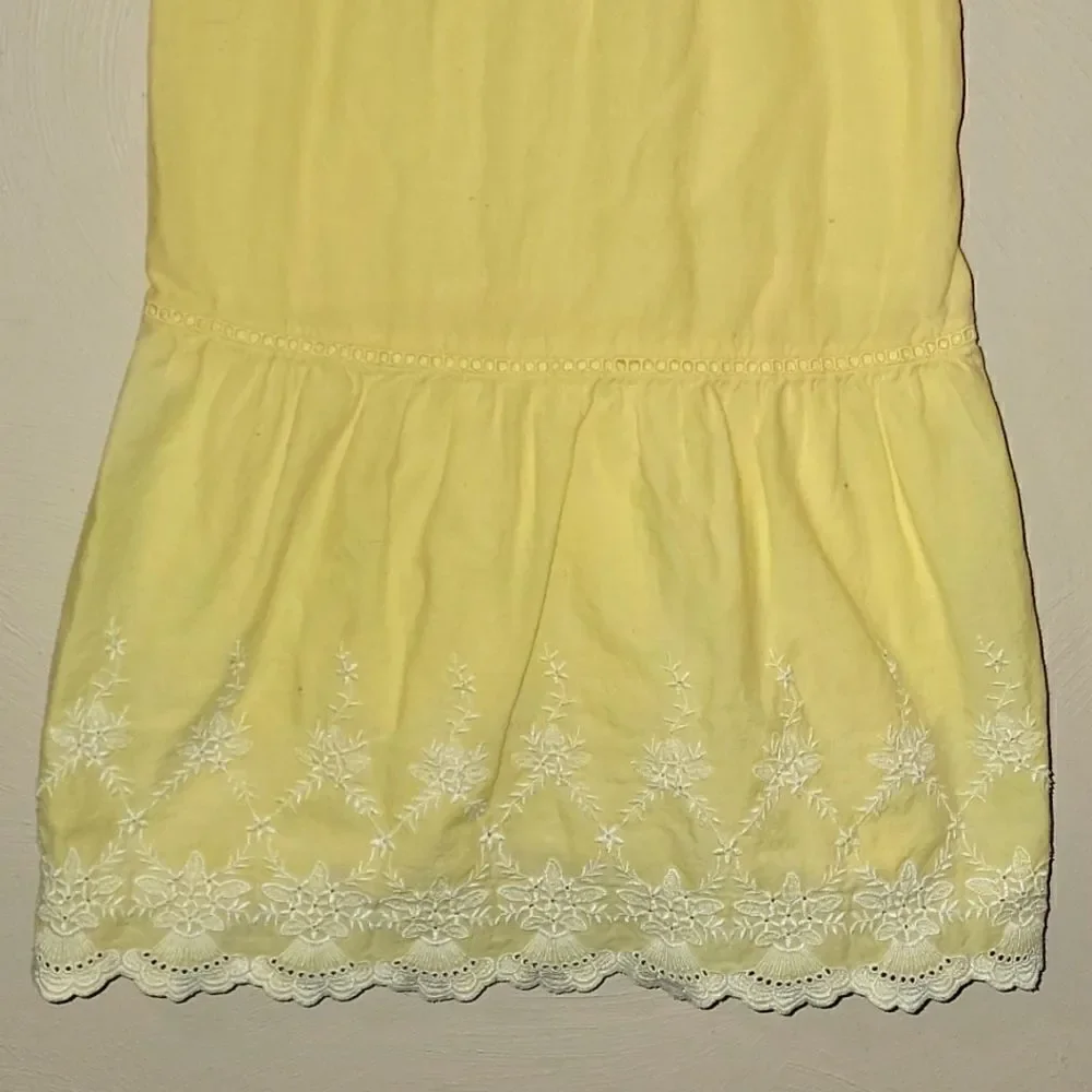 GIRL'S GAP YELLOW SUNDRESS WITH FLORAL EMBROIDERY ON SCALLOPED HEM, SIZE 5